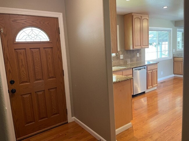 Building Photo - 1570 Camille Ct