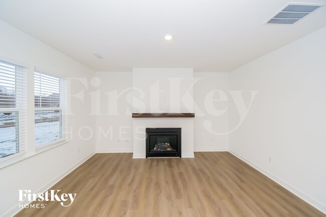 Building Photo - 812 Penrose Pl