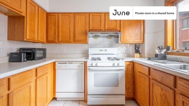 Foto del edificio - Room in Shared 4 bed/2.5 bath home in Chinatown