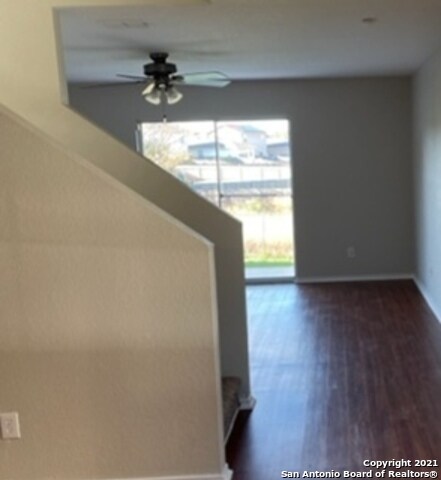 Foto del edificio - 9807 Amber Breeze