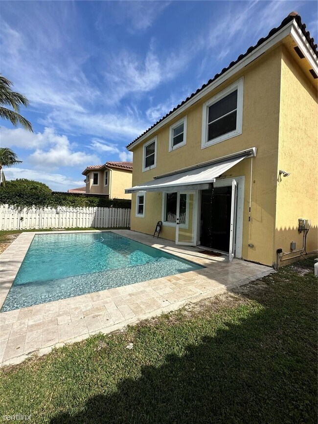 Building Photo - 5 br, 2.5 bath House - 5200 SW 139th Ter