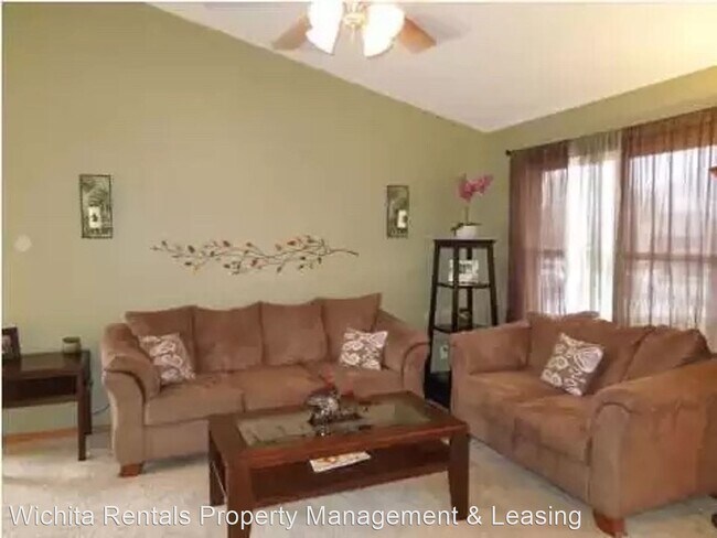 Foto del edificio - 4 br, 3 bath House - 4052 N Farmstead