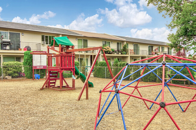 Foto del edificio - Covington Square Apartments