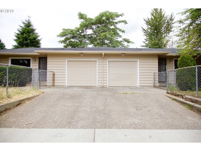 Front Yard - 15421 SE Stark Street