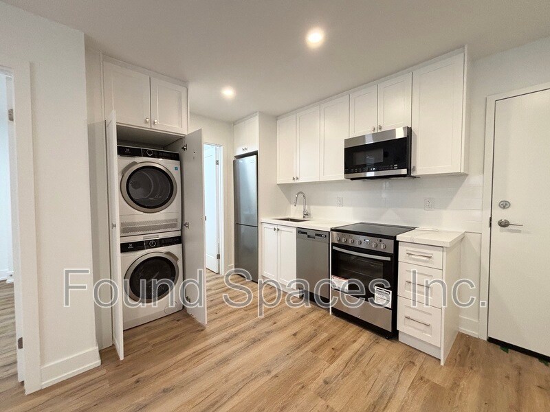 Photo principale - 112 St Joseph's Dr