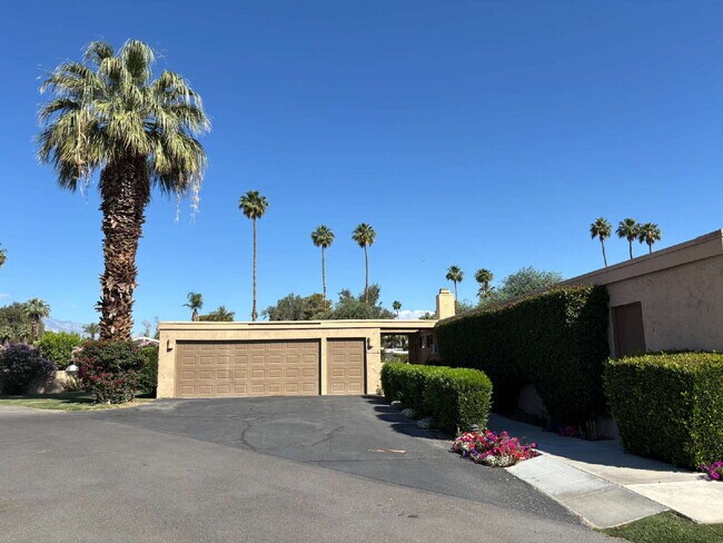 Foto del edificio - Indian Wells CC  For Rent!