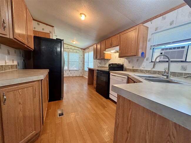 Building Photo - 12733 Pecan Tree Ct