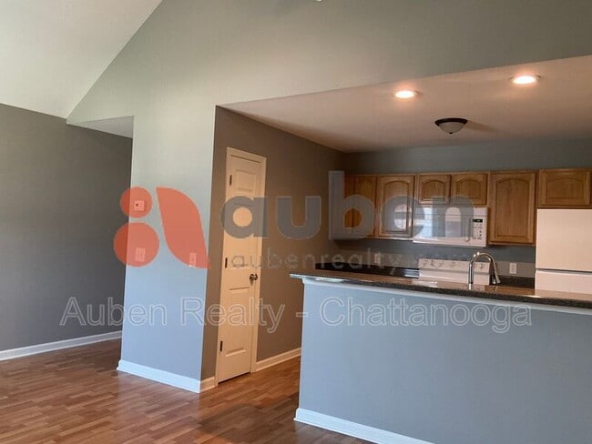 Building Photo - 107 Musket Dr