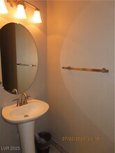 Building Photo - 235 Devotion Ct