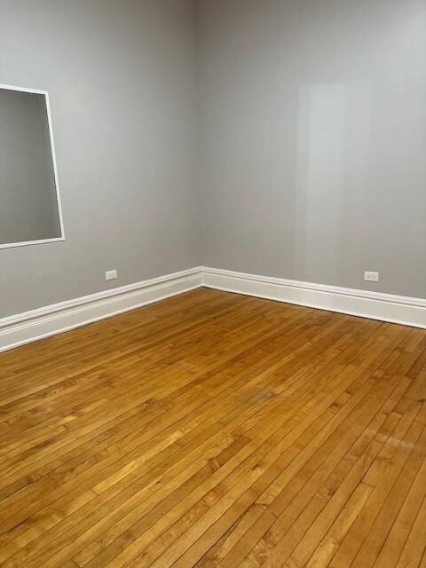 Foto del edificio - 1326 N Ridgeway Ave