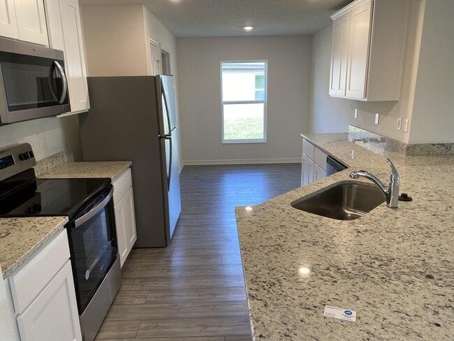 Building Photo - 5331 Entertainment Way