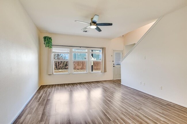 Foto del edificio - 322 Vermillion Marble Trail