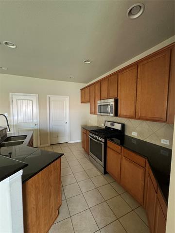 Building Photo - 1108 Crest Meadow Dr