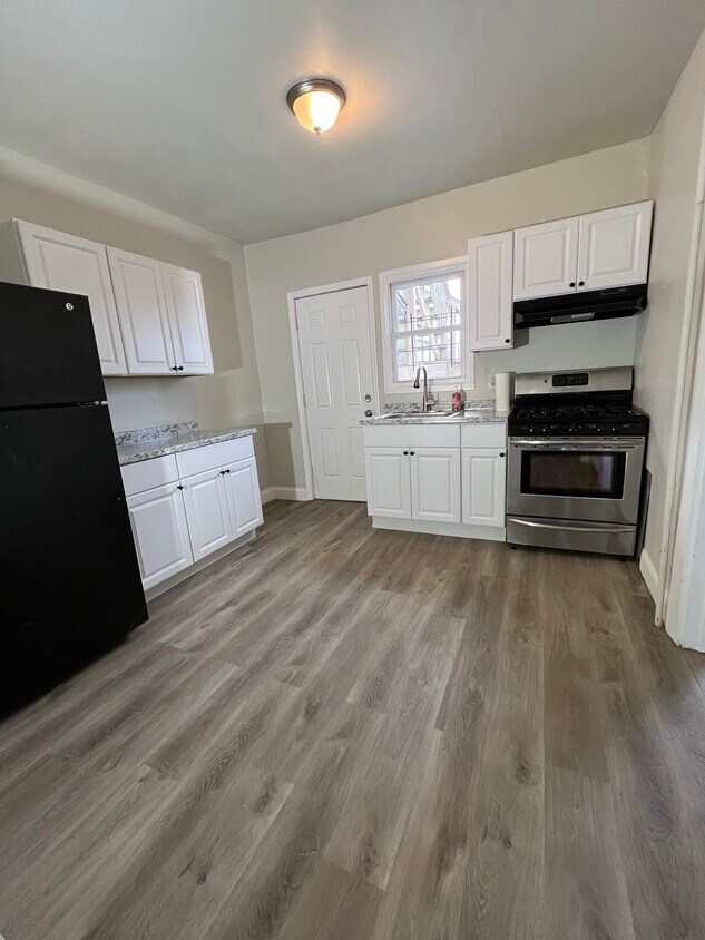 2605 Monterey Ave Unit 3, Atlantic City, NJ 08401 Apartments in