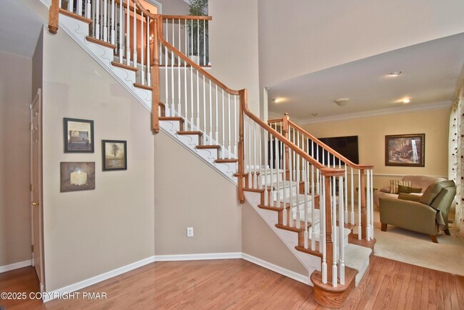 Building Photo - 3257 Doral Ct