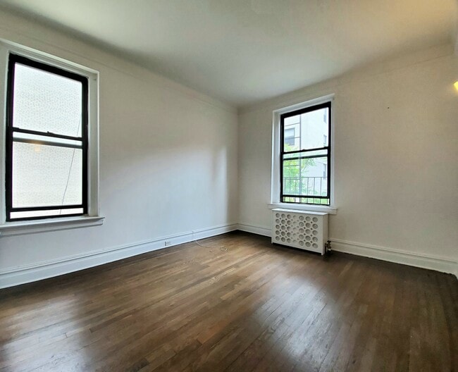 Building Photo - 163 E 87th St