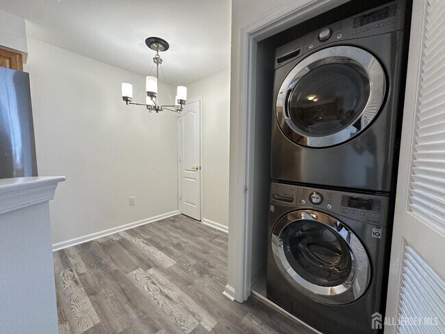 Foto del edificio - 1022 Dogwood Ct