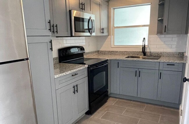Building Photo - 4636 Irene Loop