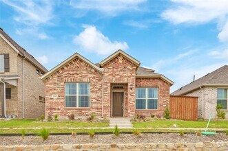 Building Photo - 1505 Buckeye Trl