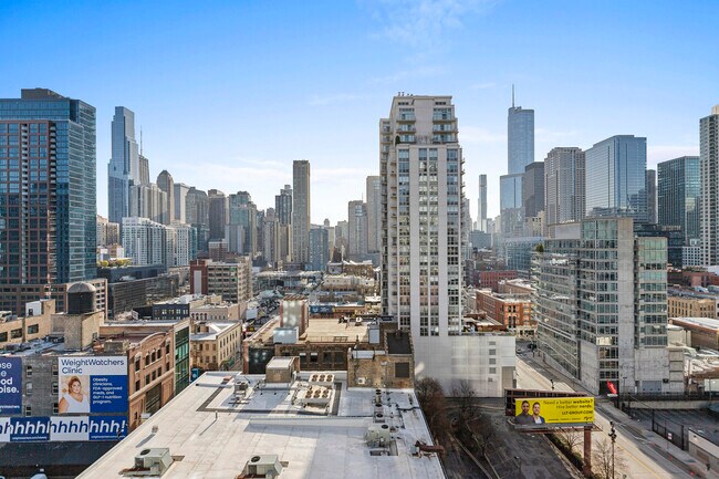 Foto del edificio - 303 W Ohio St