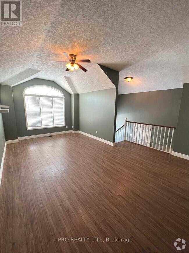 Apartments, Condos and Houses under C2,000 in Amaranth, ON 4 Rentals