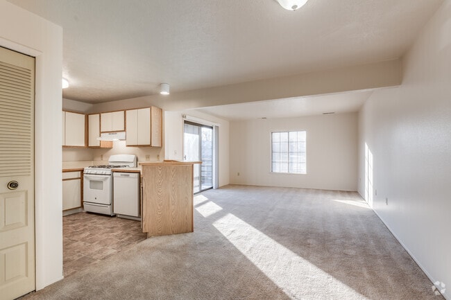 Interior Photo - Emerald Park Apartments