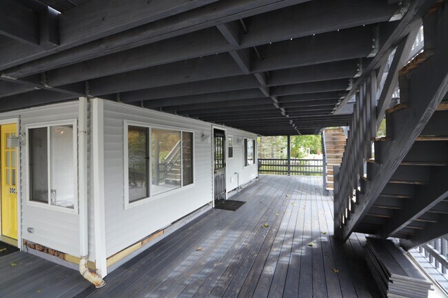 Building Photo - 20 Whipple Rd