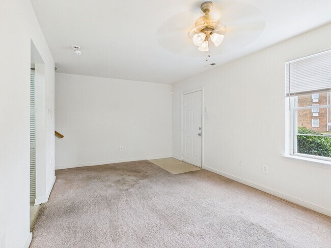 Foto del edificio - 3516 E Richmond Rd