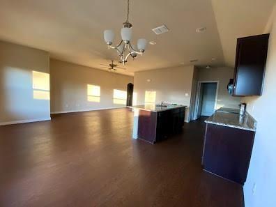 Foto del edificio - 2853 Mesquite Rd