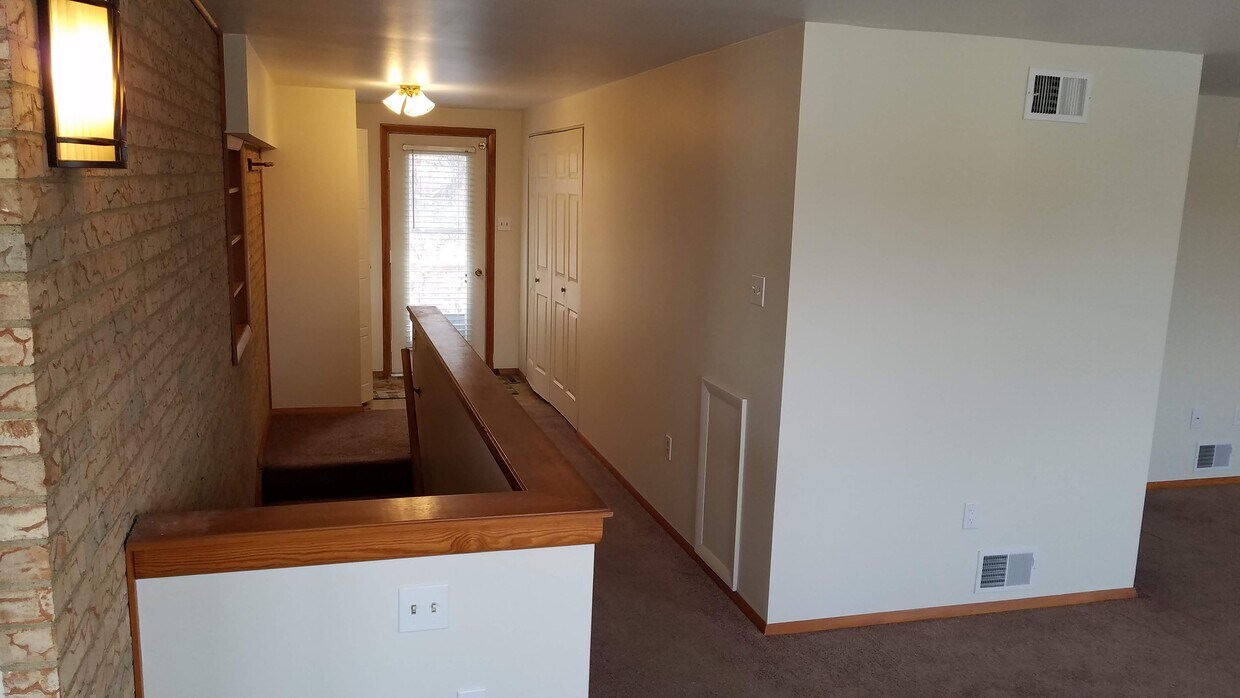107 Braden Ct Unit 107, West View, PA 15229 Apartments in West View