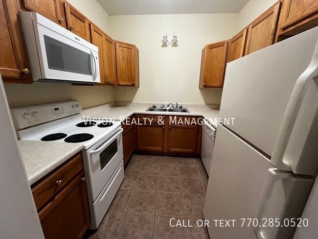 Building Photo - 123 Kaiser St