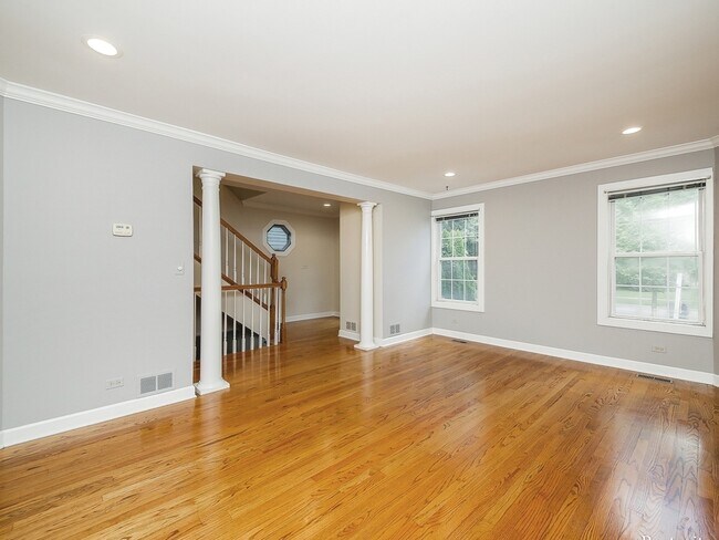 Foto del edificio - 325 Loomis St