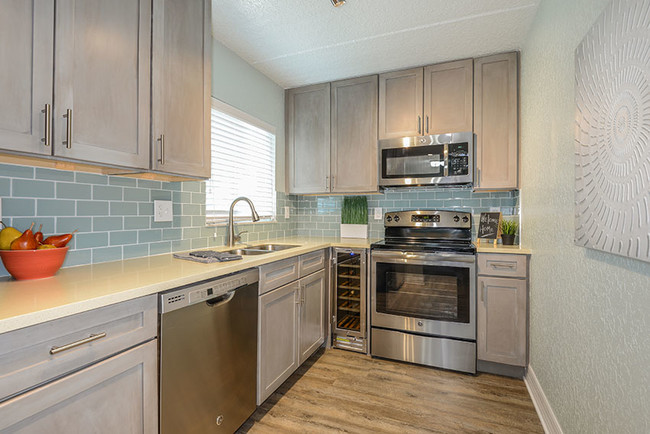 Cocina - Sailpointe Apartments