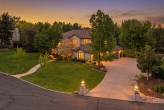 Building Photo - 4443 W Cottonwood Pl