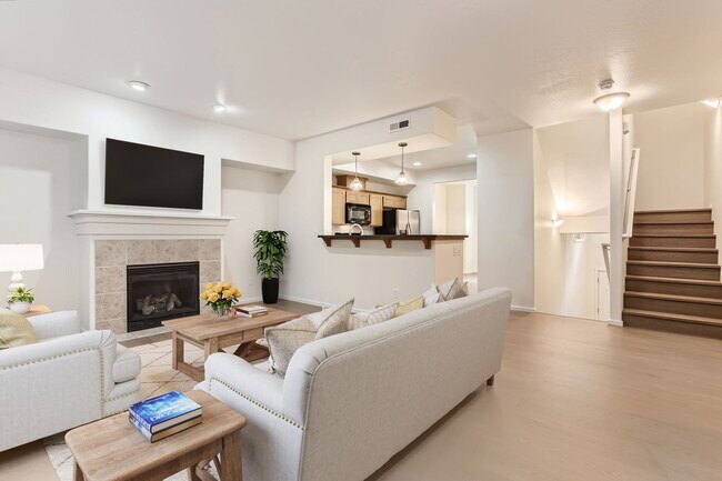 Photo - 2136 NE Sheffield Ave Townhome