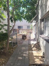 Building Photo - 913 Willow St