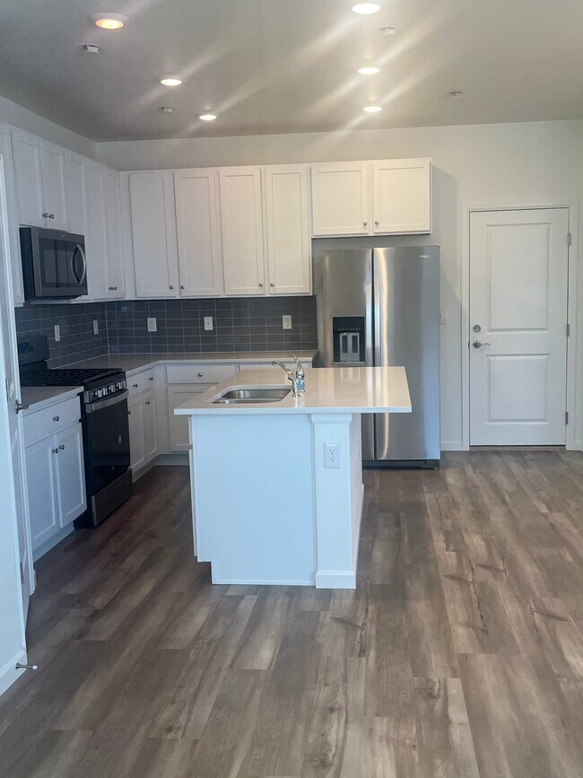 12707 Boggs St, Parker, CO 80134 Townhome Rentals in Parker CO