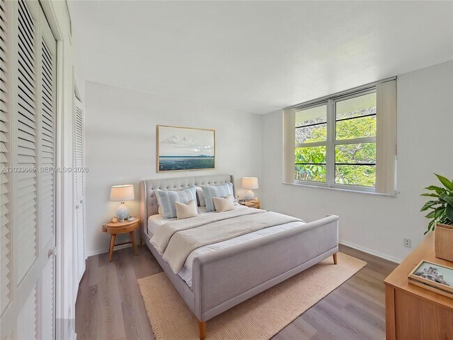 Foto del edificio - 3641 Oaks Clubhouse Dr