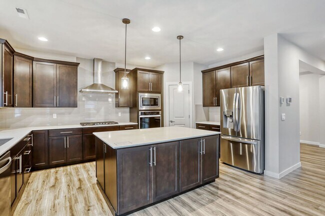 Foto del edificio - Stunning 4bed/2.5bath Home with High-End Upgrades in Snohomish WA!