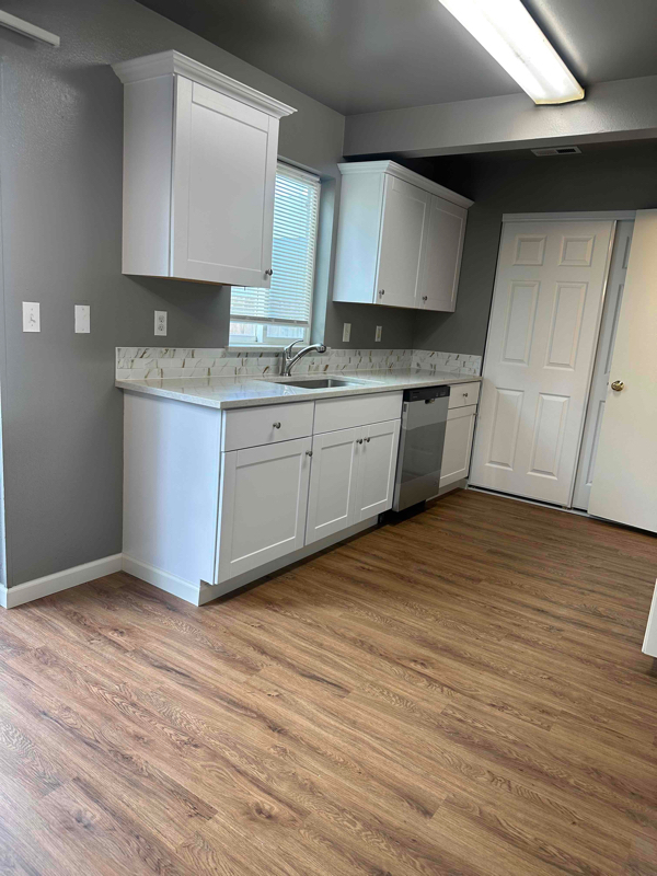 Foto principal - 313 E Moxee Ave