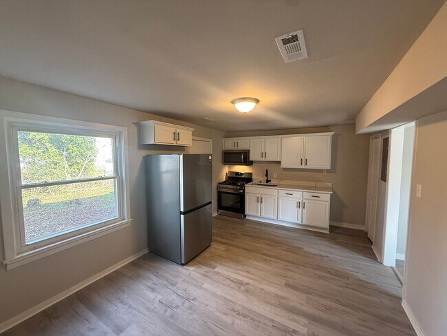 Foto del edificio - 1104 S Lombardy St