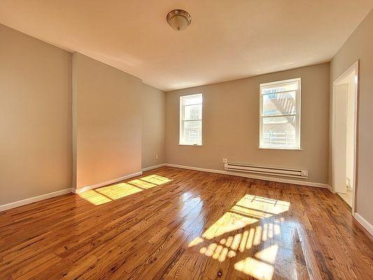 Foto principal - 1 bedroom in Bronx NY 10451