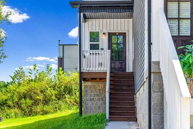 Building Photo - 54 E Fork Dr