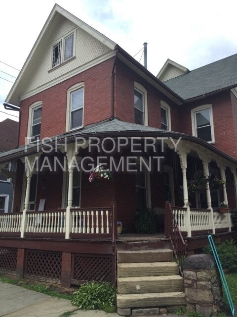 Primary Photo - 2 2nd St