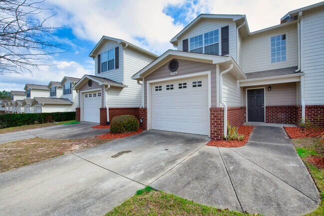 Building Photo - 554 Wingspan Way