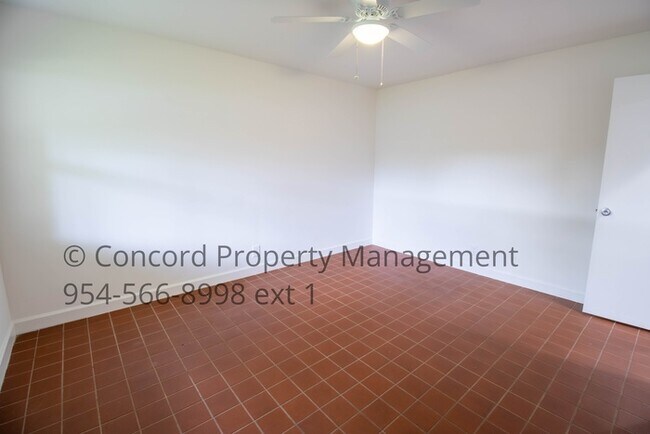 Foto del edificio - Lovely 1/1 in quiet Sailboat Bend Walking ...