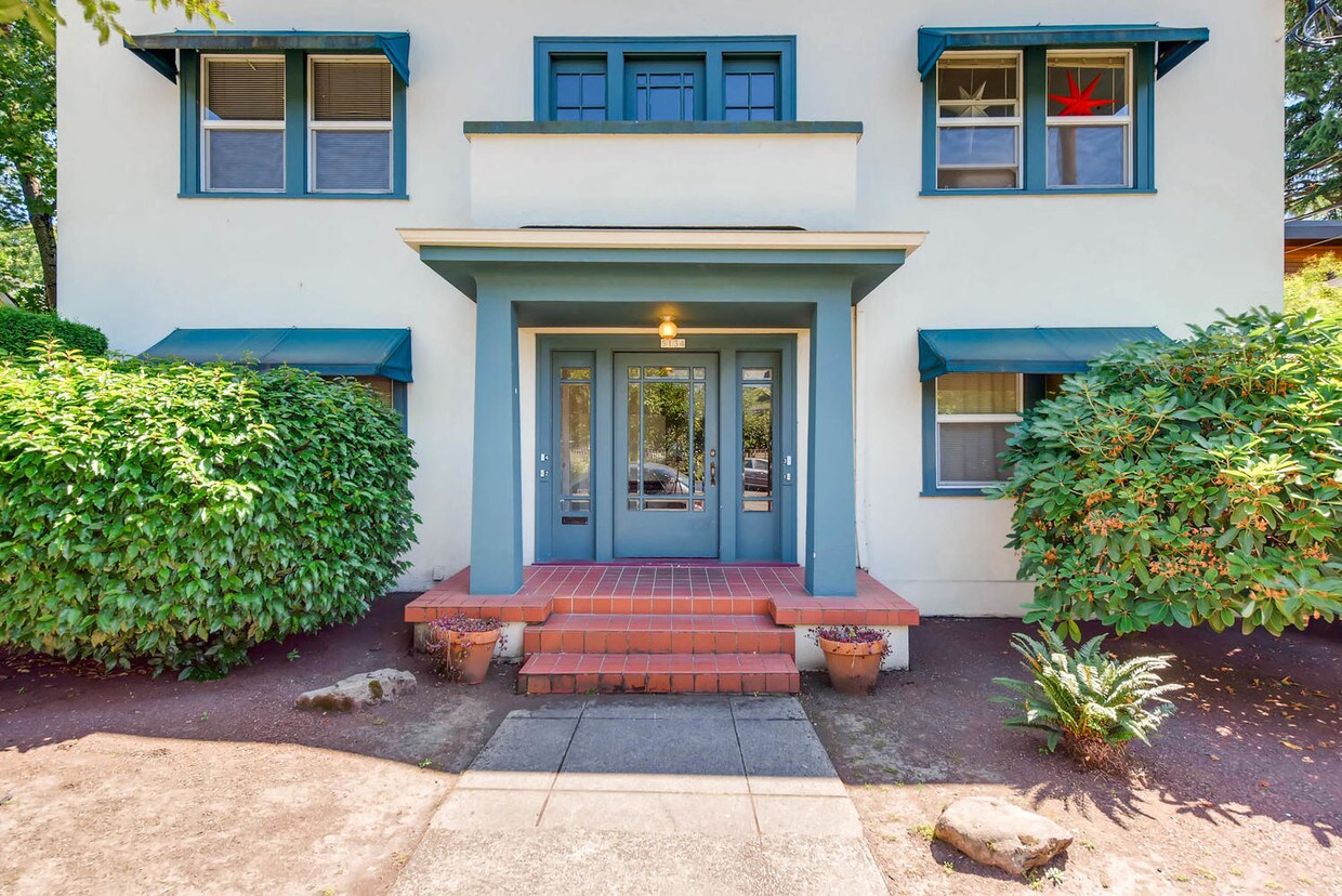 Foto principal - 5134 SE Hawthorne Blvd