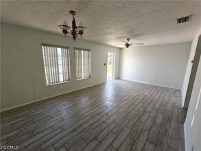 Building Photo - 26 Temple Ct