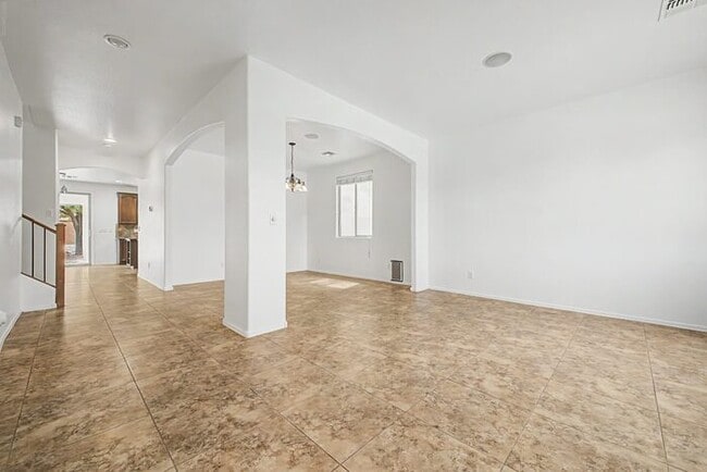Building Photo - 4947 E Odessa Dr