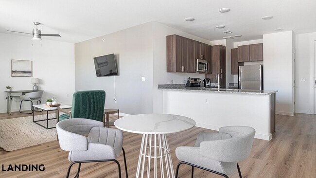 Foto del edificio - 217 S Garland Ave